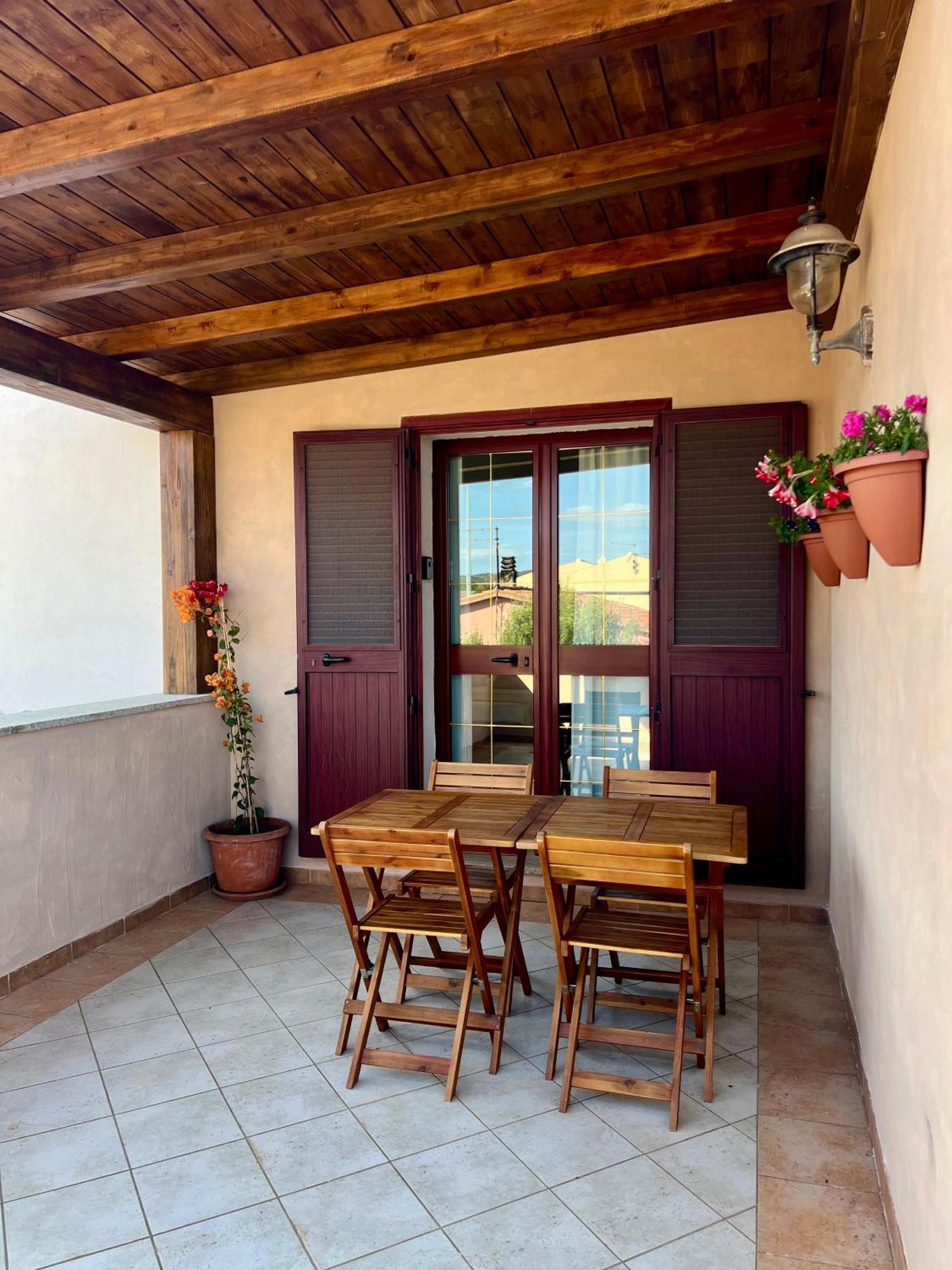 La Terrazza Hotel Olbia Bagian luar foto